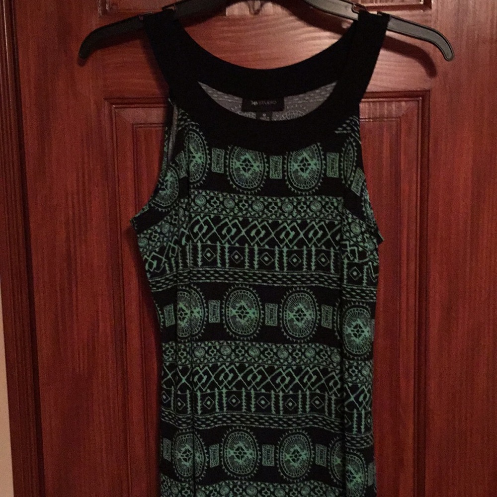 Dress - Picture 3 of 4